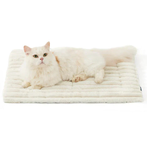 Ultimate Self-Warming Pet Mat: Cozy, Cord-Free, Thermo-Reflective Comfort for Pets